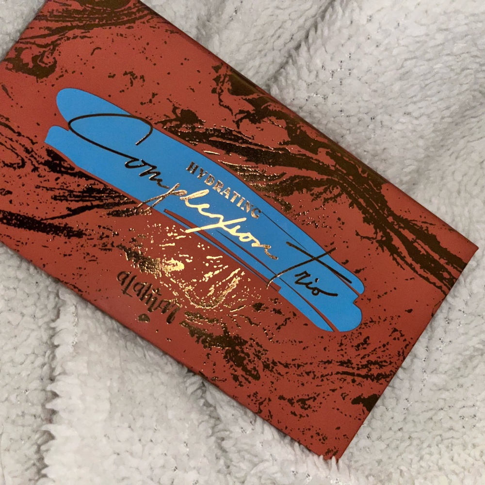 Alamar cosmetics brighten and bronze complexion trio